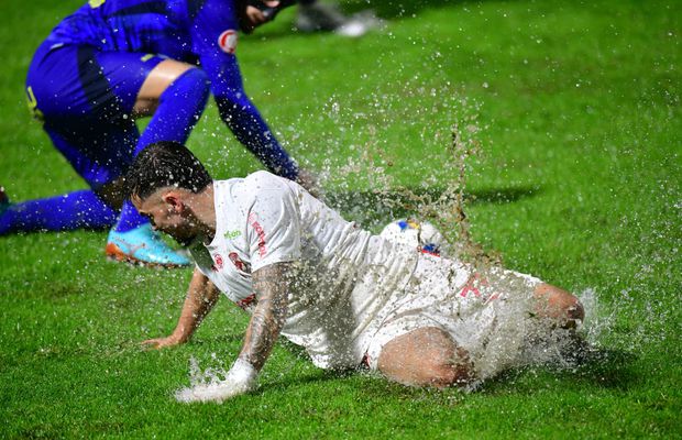 Acuze incredibile din tabăra lui Dinamo: „A vrut să îmi dea «galben» pentru ce s-a întâmplat săptămâna trecută”