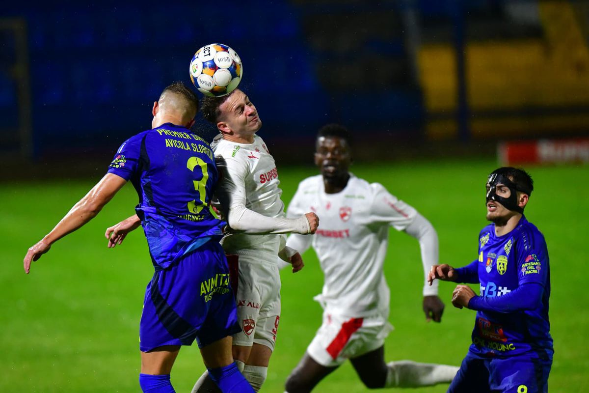 Zeljko Kopic a bătut și vremea! Cum s-a impus Dinamo cu Unirea Slobozia, în „mocirla” de la Clinceni