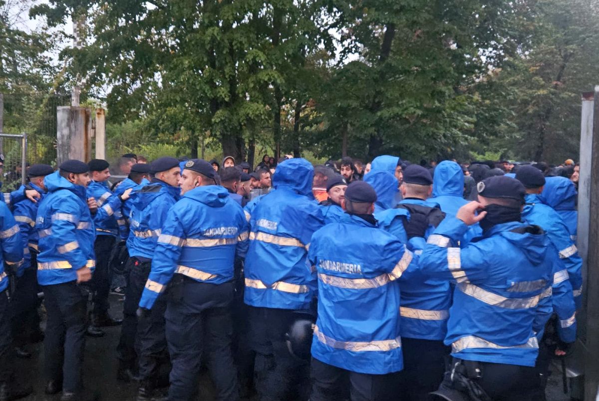Filmul incidentelor de la Arena Națională » Intervenția Jandarmeriei asupra elvețienilor, pas cu pas: „Încă un centimetru și e bătaie cu noi! Go there, băga-mi-aș p***!”