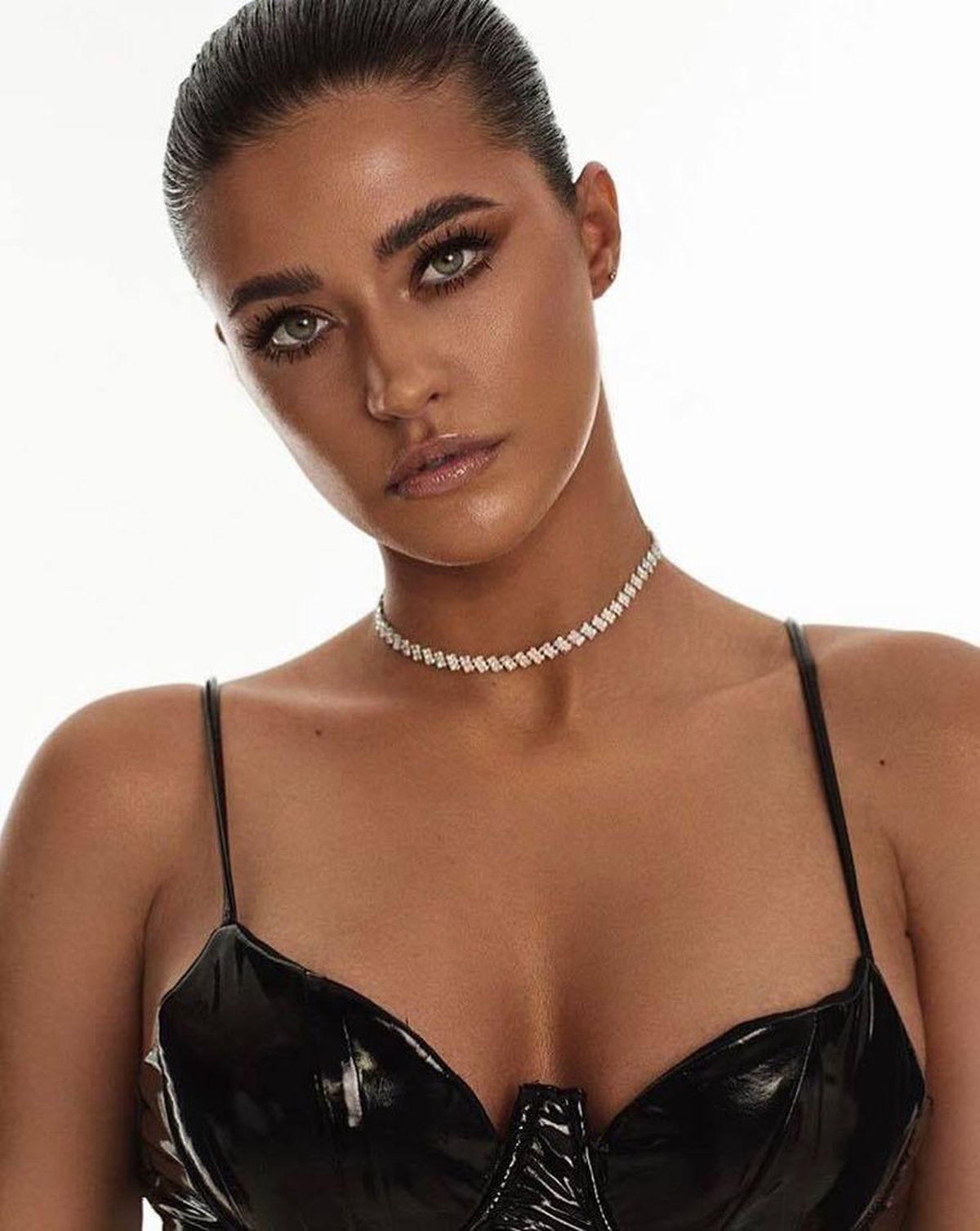 GALERIE FOTO Antonia, cea mai hot artistă din România: „Îmi lucrez toate grupele de mușchi, posteriorul și abdomenul”