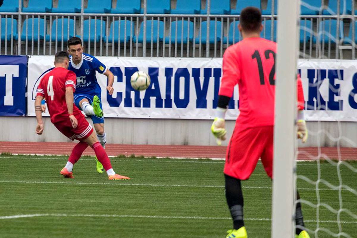 FC U CRAIOVA 1948 // Supărare în Bănie după primul meci jucat la Târgu Jiu » „Unii jucători atât pot, alții nu suportă concurența. Trică să vă răspundă!”