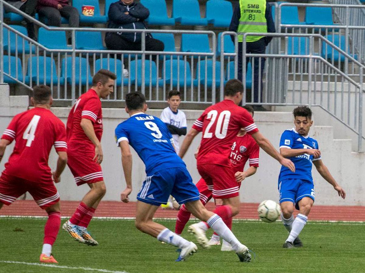 FC U CRAIOVA 1948 // Supărare în Bănie după primul meci jucat la Târgu Jiu » „Unii jucători atât pot, alții nu suportă concurența. Trică să vă răspundă!”