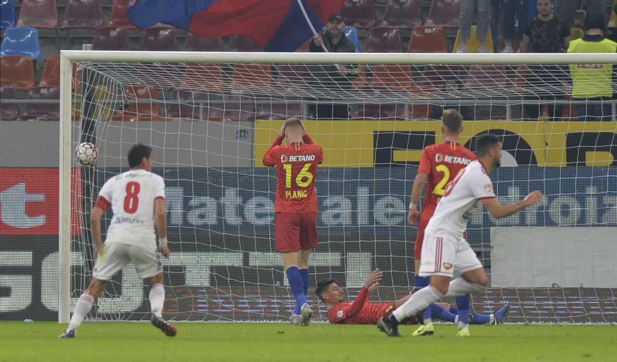 FCSB - SEPSI 2-1 // VIDEO + FOTO Cronică neiertătoare a lui Dan Udrea: „Ca-n vremurile Cooperativei din arbitraj”