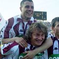 Tiberiu Curt, 45 de ani, managerul celor de la Farul, a fost invitat la GSP Live și a rememorat câteva secvențe cu Dănuț Lupu (53 de ani) din perioada în care amândoi îmbrăcau tricoul Rapidului (sezonul 1994 - 1995).