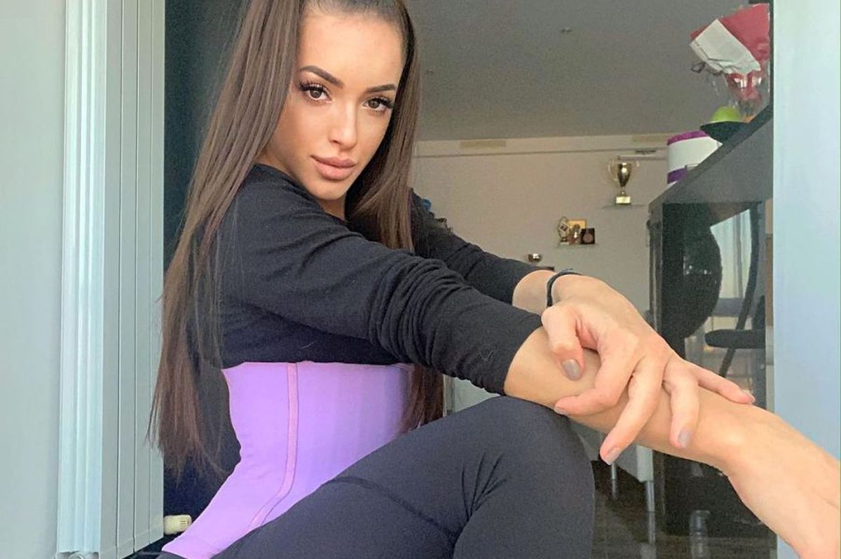 FOTO Imaginile electrizante postate de Larisa Iordache din izolare! Arată extraordinar