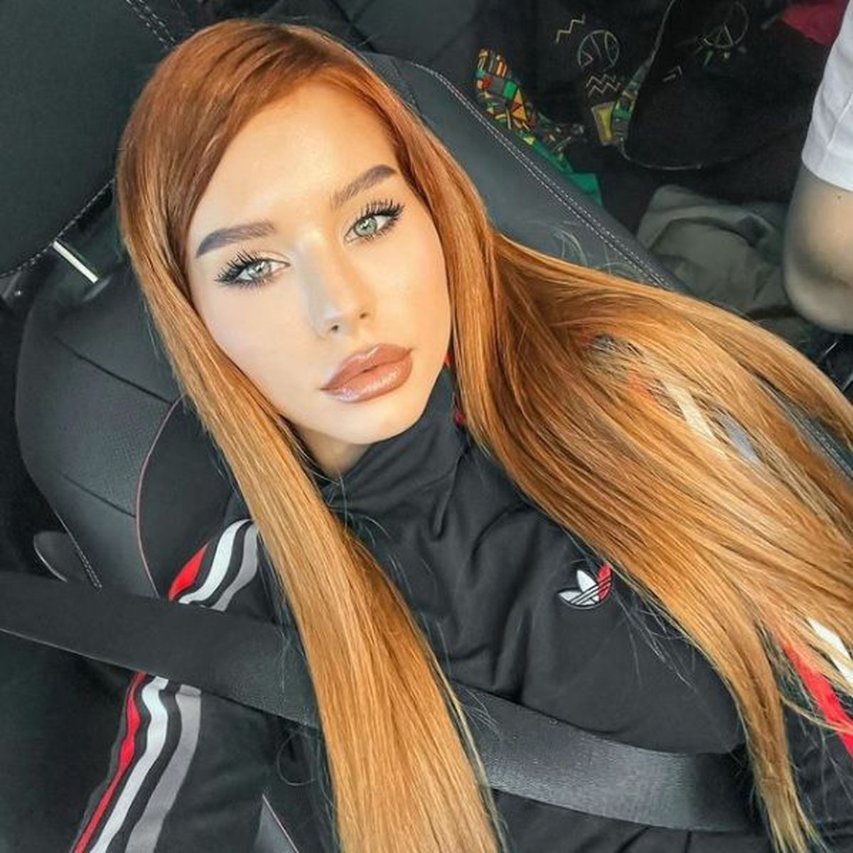 Celebră vloggeriță, dezvăluiri în tabloid despre fostul jucător al lui Dinamo: „L-am iubit pe «Muscă», dar nu eram destul de faină pentru el”