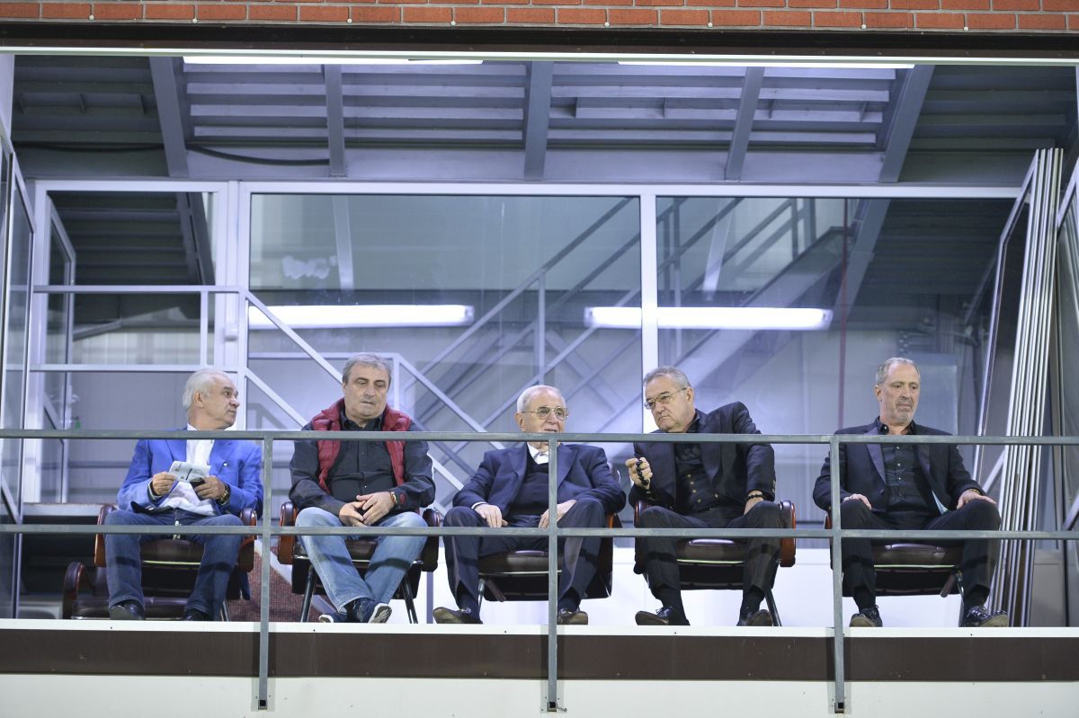 Cel mai mare stelist crescut în Giulești! » Cum a ajuns Anghel Iordănescu la Steaua, deși locuia în cartierul rivalei: „Vă spun sincer, am rămas marcat”