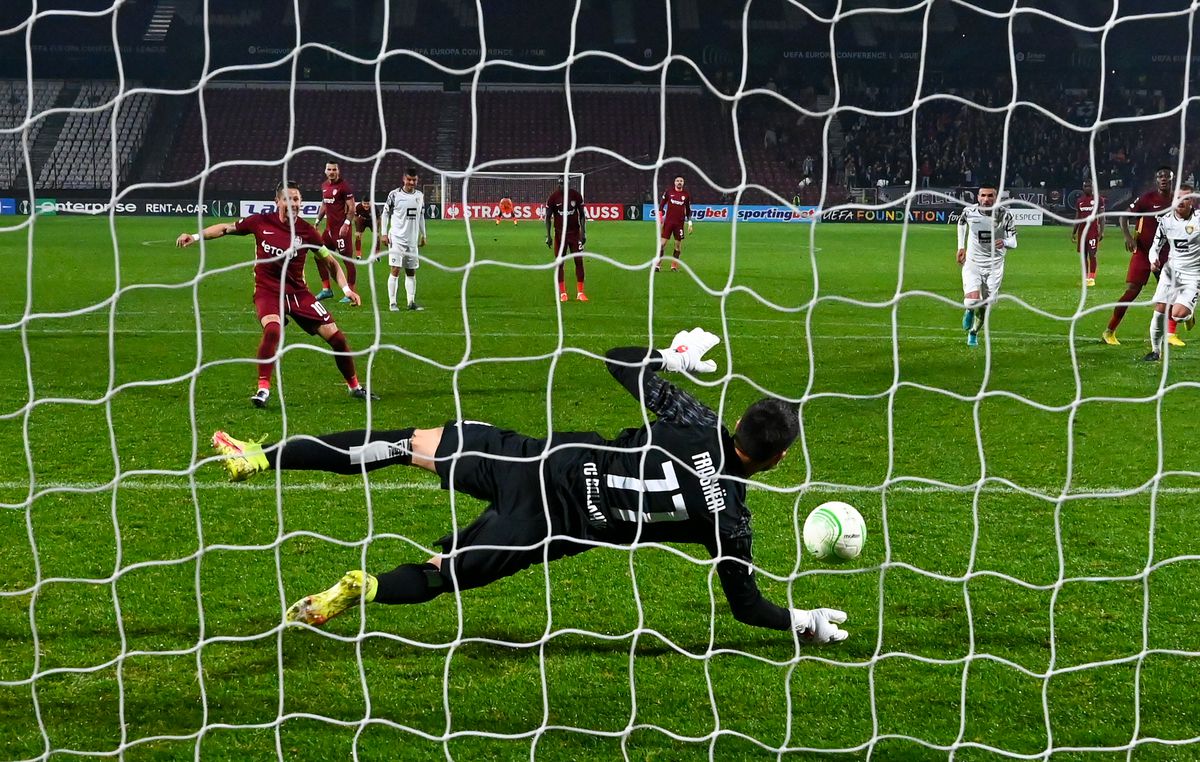 Fain la Cluj: CFR a trecut de Ballkani și este în play-off-ul Conference! » După 3 ani de secetă, România are din nou o echipă în primăvara europeană