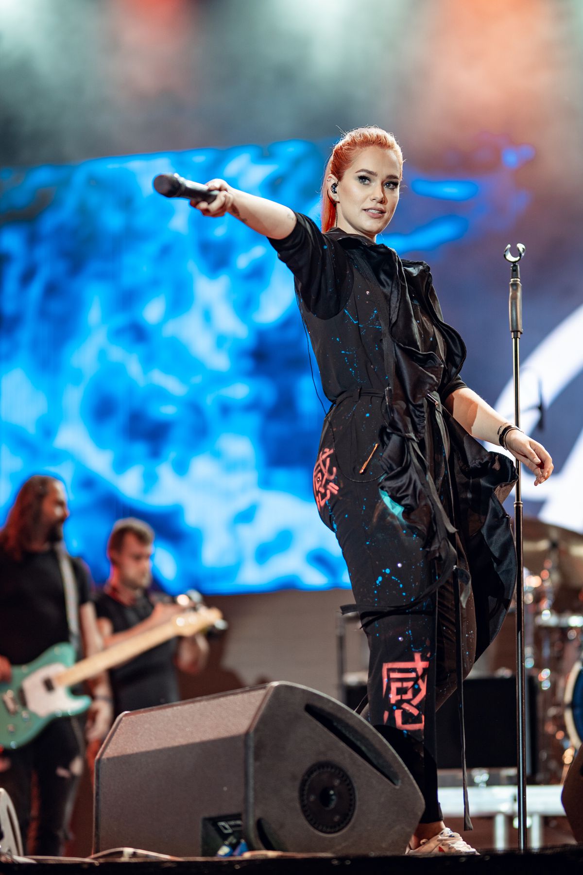 Oana Pellea, Feli, Ana Maria Popescu (Brânză), Călin Goia, Chef Florin Dumitrescu și Andi Vasluianu, alături de tinerii din România care vor să-și urmeze visurile