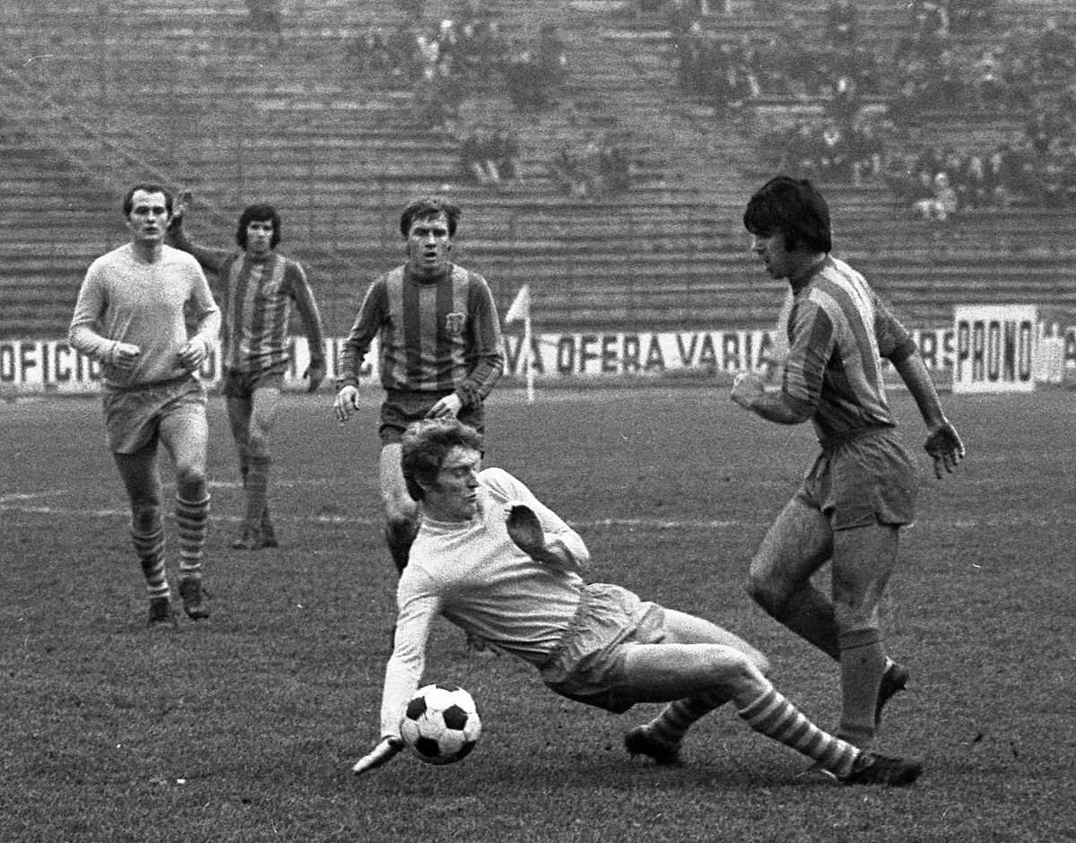 Anghel Iordănescu, în ediția #11 de la Profu' de Sport