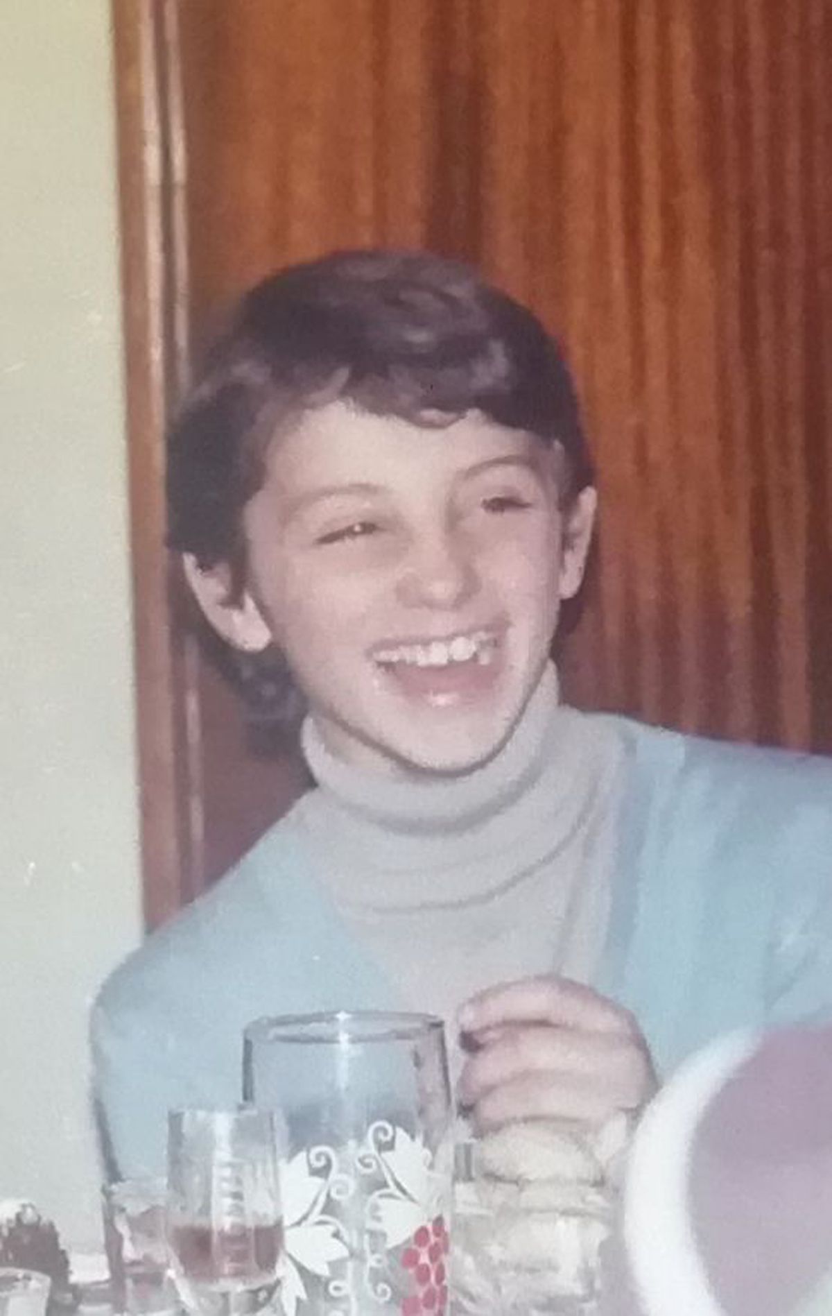 Oana Pellea, Feli, Ana Maria Popescu (Brânză), Călin Goia, Chef Florin Dumitrescu și Andi Vasluianu, alături de tinerii din România care vor să-și urmeze visurile