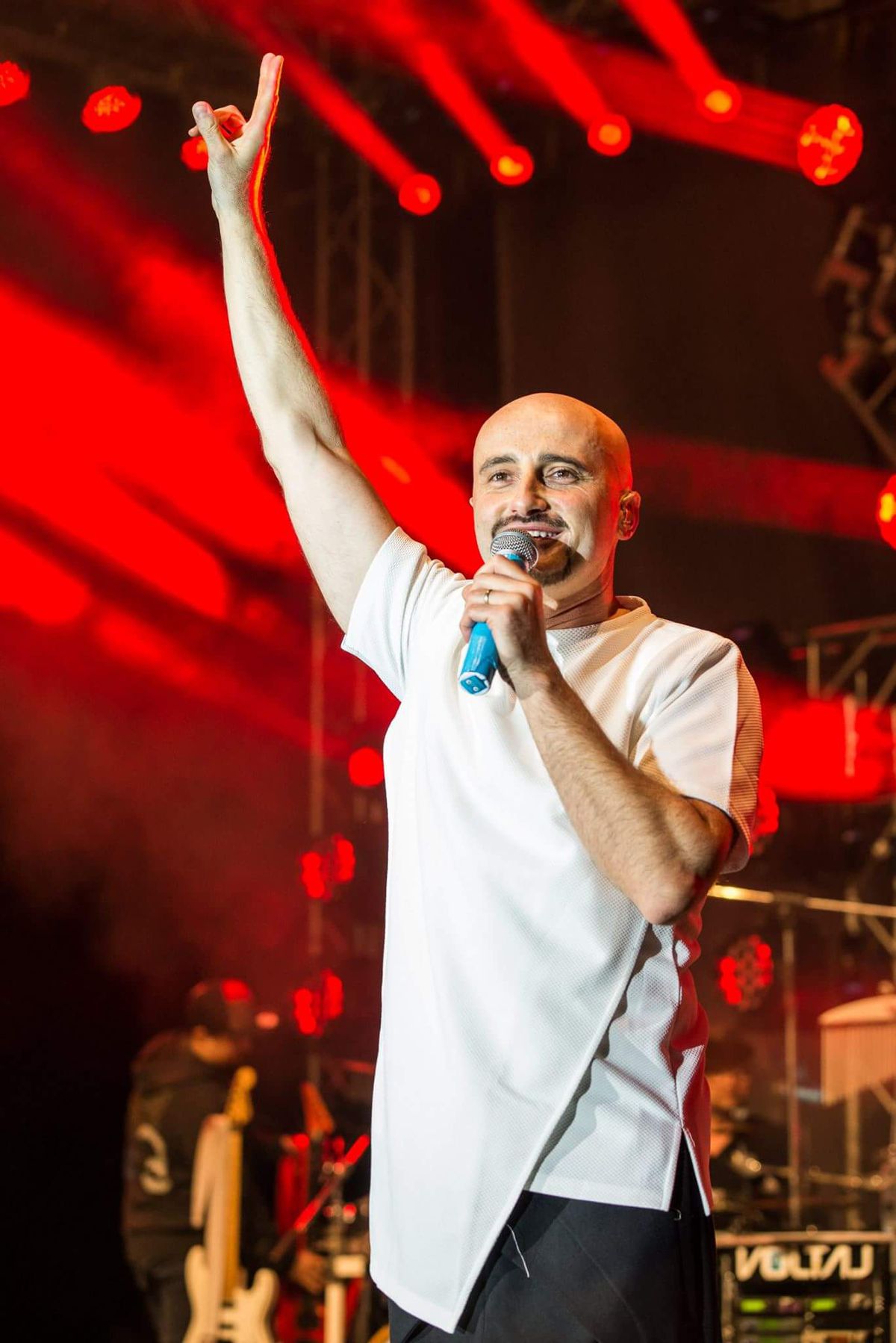 Oana Pellea, Feli, Ana Maria Popescu (Brânză), Călin Goia, Chef Florin Dumitrescu și Andi Vasluianu, alături de tinerii din România care vor să-și urmeze visurile