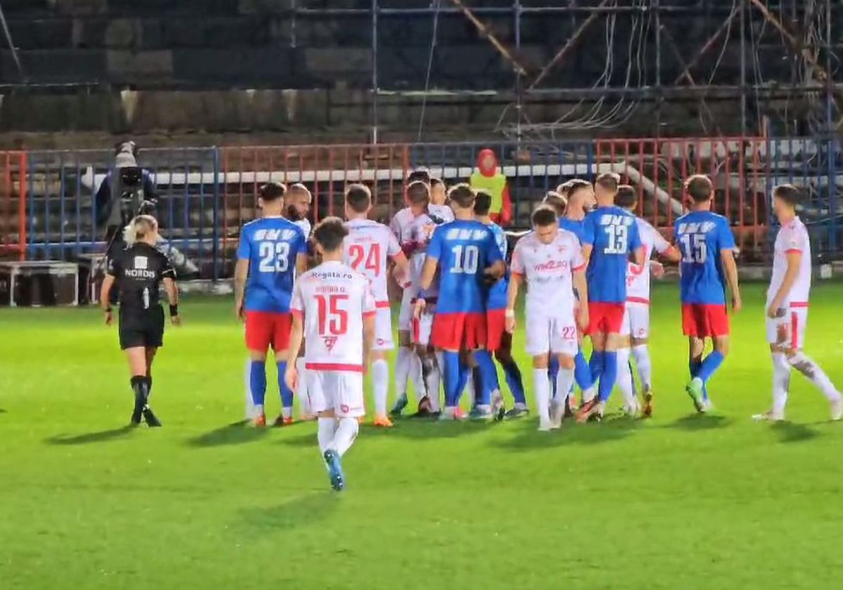 Momente tensionate în FC Bihor - Dinamo