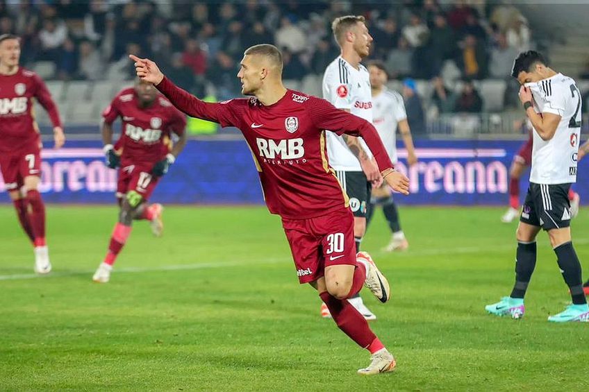 Daniel Bîrligea a înscris pentru CFR în derby-ul cu U Cluj. Foto: Facebook