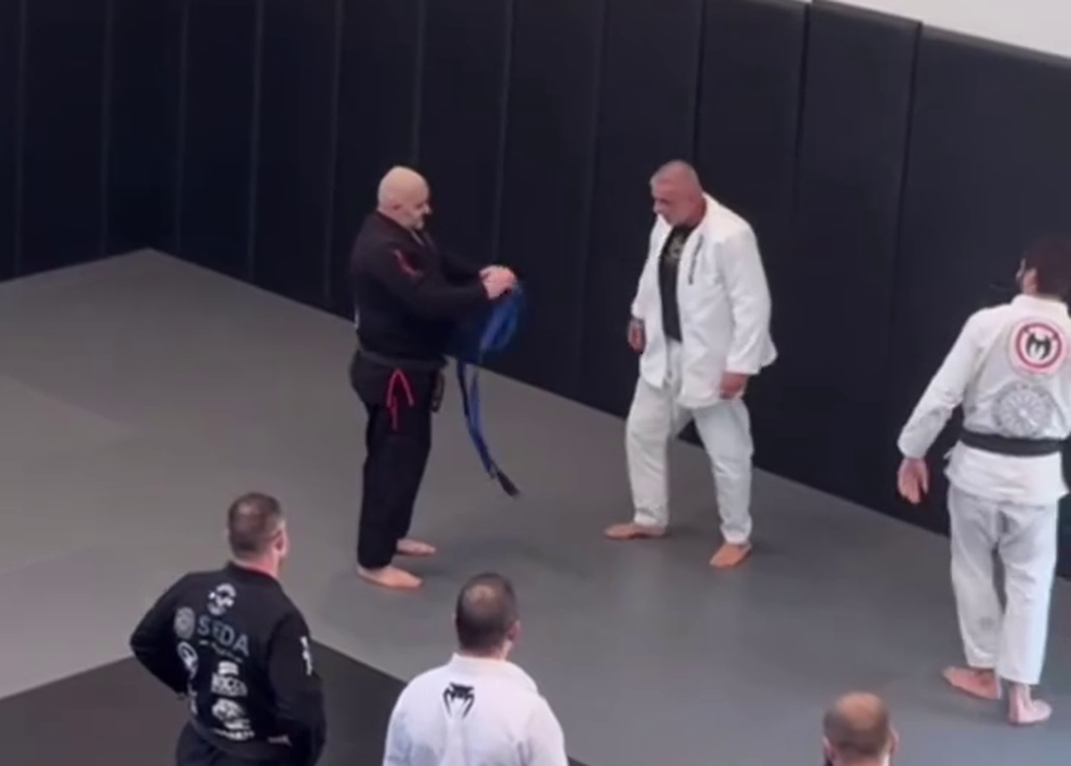 Transformare radicală a lui Cosmin Olăroiu » A surprins pe toată lumea: cât de mult a slăbit