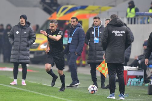 Florin Andrei, arbitrul de la Universitatea Craiova - FCSB// foto: Cristi Preda (GSP)