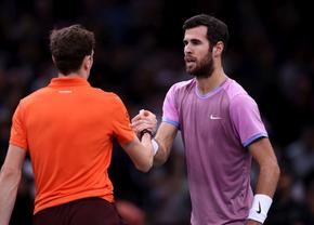 Scântei după semifinala dintre Karen Khachanov și Ugo Humbert de la Paris » Nervi la final: „Să celebrezi așa când adversarul e la pământ?”