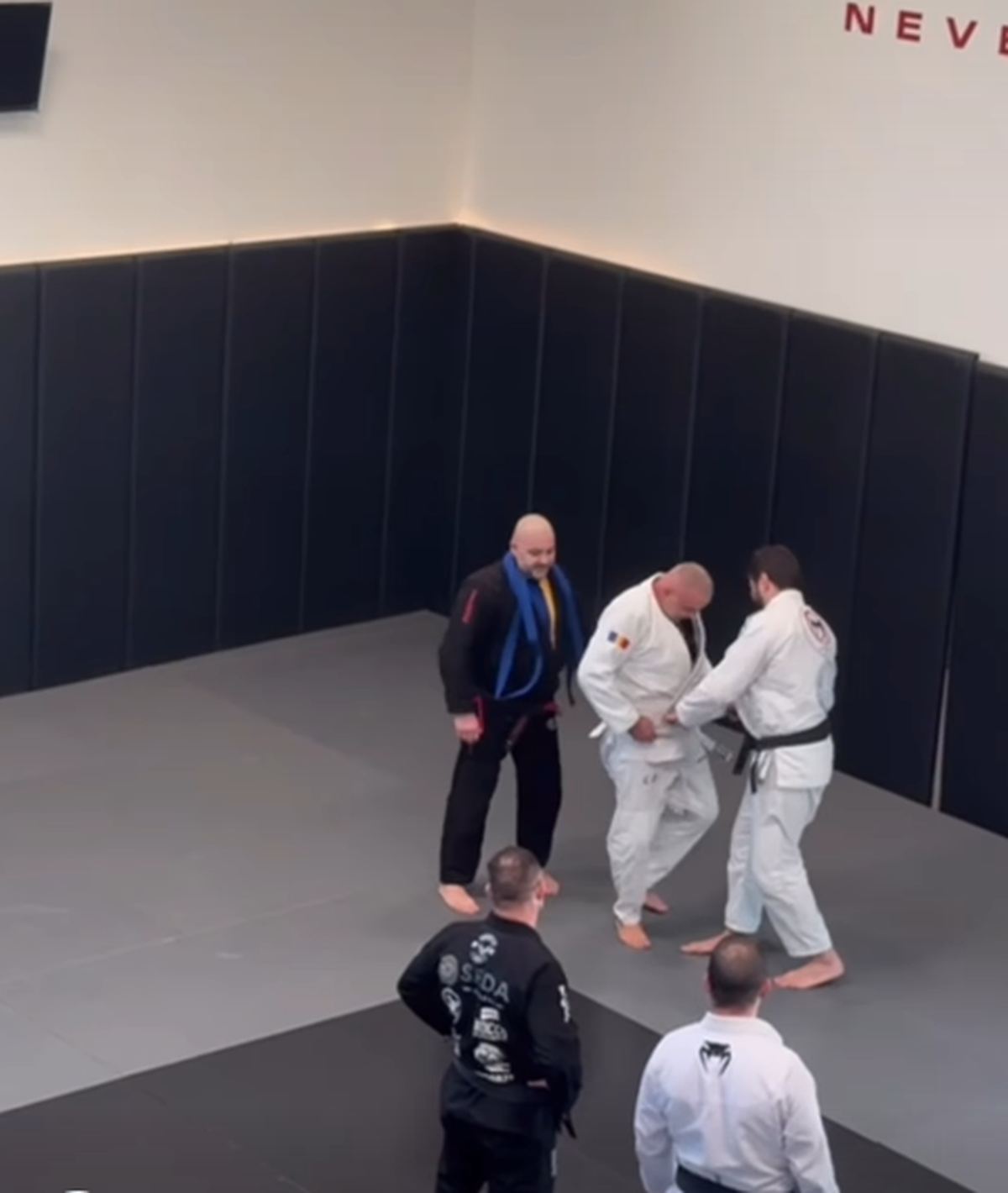 Transformare radicală a lui Cosmin Olăroiu » A surprins pe toată lumea: cât de mult a slăbit