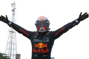 Plecat de pe locul 17, Max Verstappen a câștigat eroic Marele Premiu al Braziliei, o cursă nebună, plină de incidente! Clasamentele în Formula 1