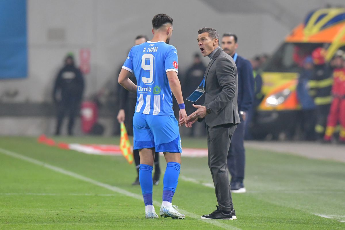 Costel Gâlcă, la Universitatea Craiova - FCSB