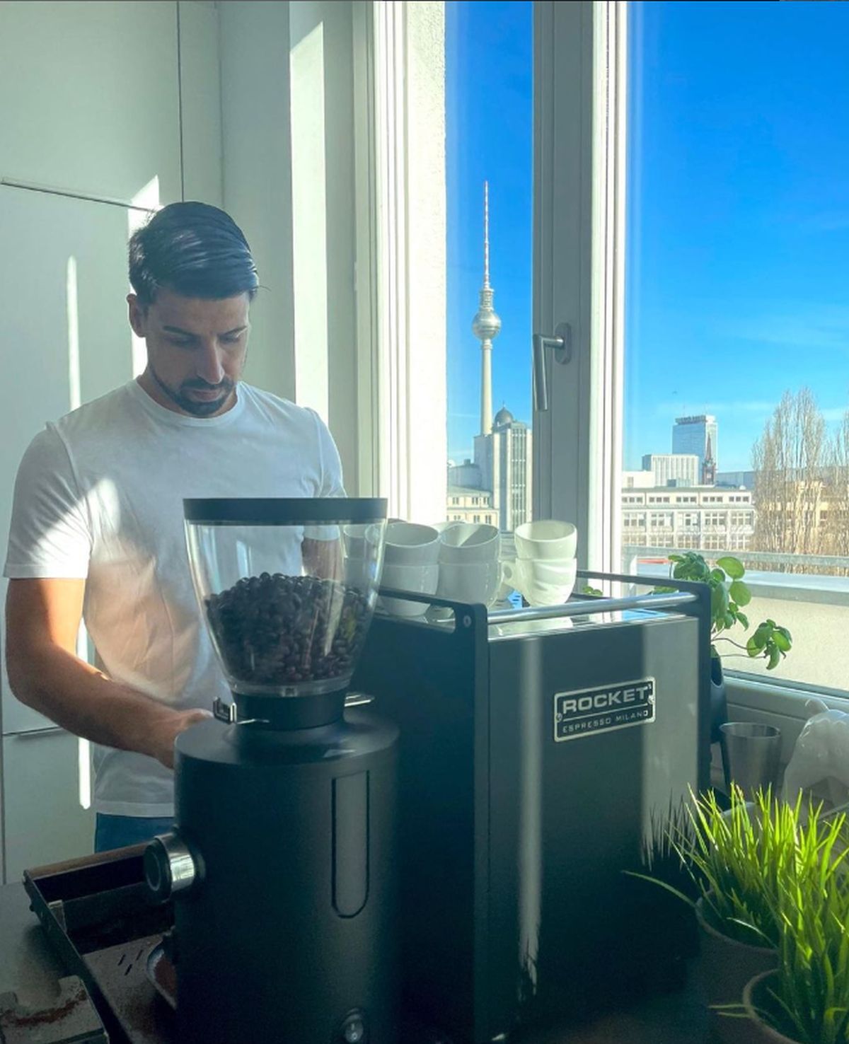 Cu ce se ocupă Sami Khedira, fost campion mondial, la 3 ani de la retragerea din fotbal: „Mi s-a părut un ritual elegant. Pasiunea de acolo a pornit”