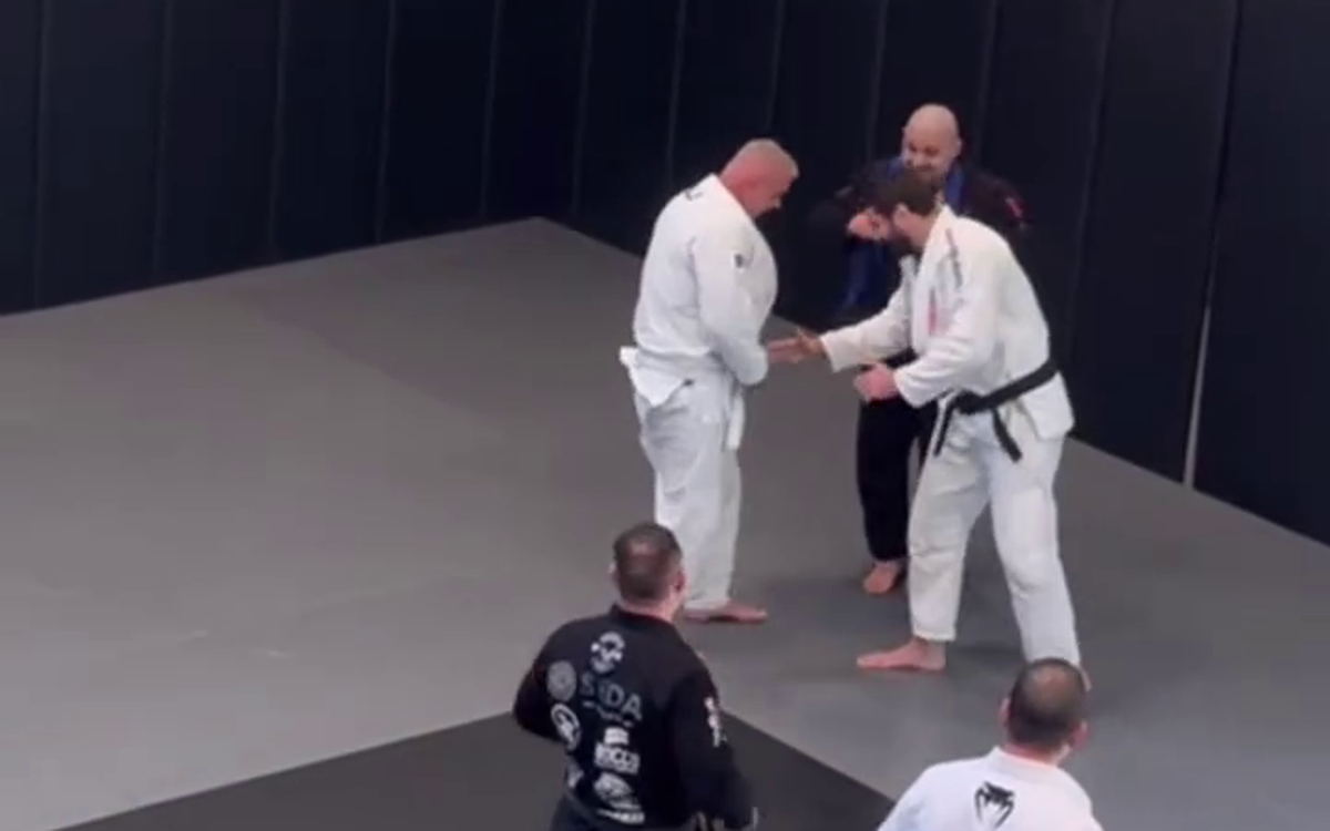 Transformare radicală a lui Cosmin Olăroiu » A surprins pe toată lumea: cât de mult a slăbit