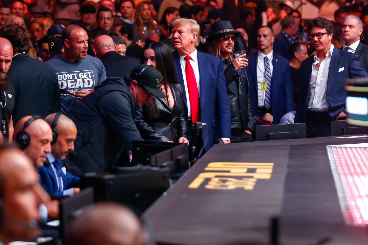 Donald Trump, prezent alături de UFC