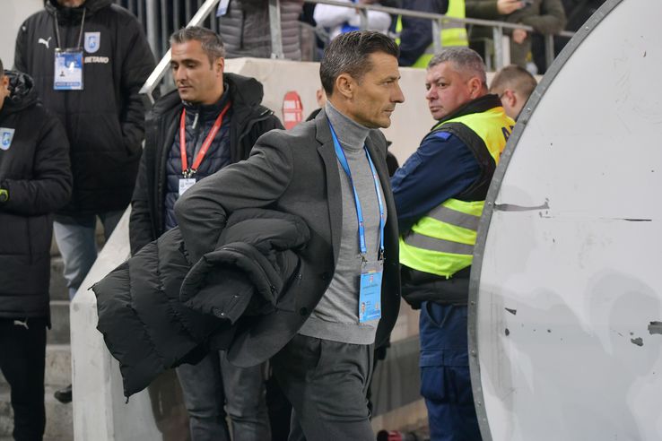 Costel Gâlcă, la Universitatea Craiova - FCSB/ foto Cristi Preda (GSP)