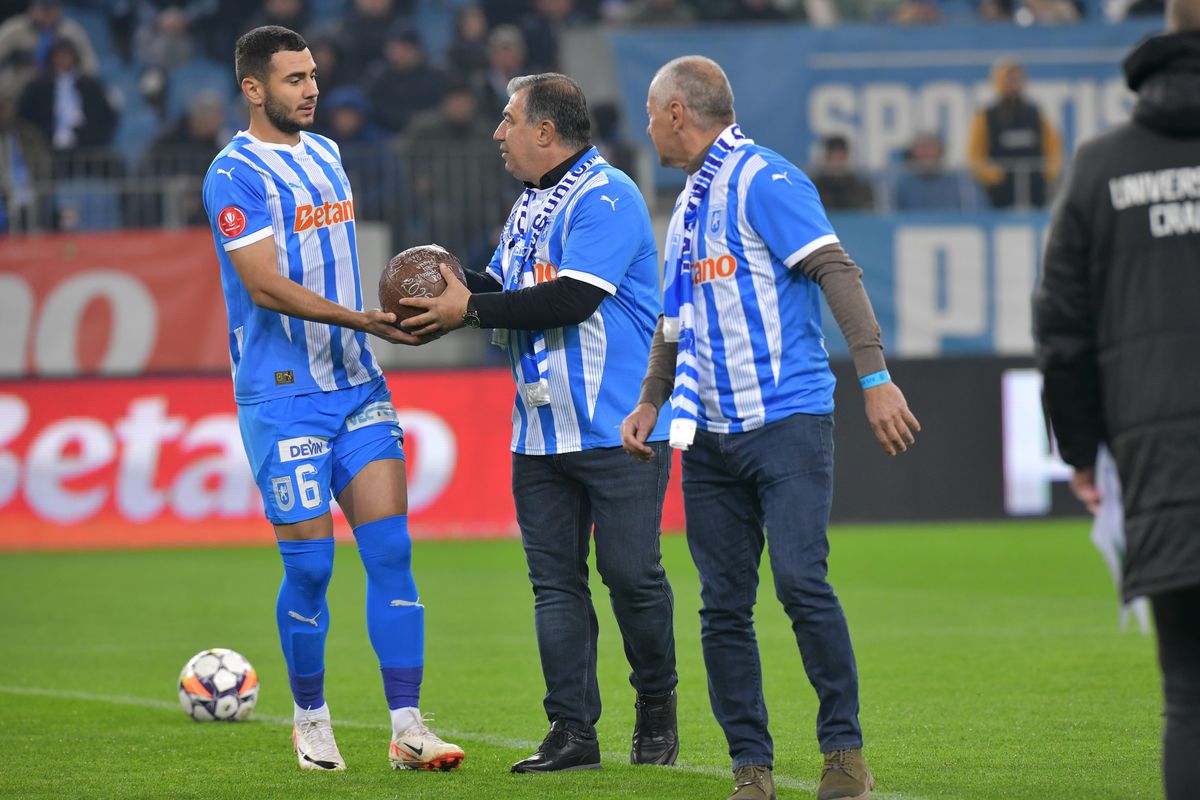 Ce nu s-a văzut la TV în Universitatea Craiova - FCSB: momente atipice pentru un duel pe „Ion Oblemenco"