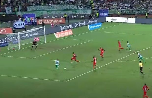 Mititelu are și motive de bucurie! „Magicianul” Bauza a reușit un gol de pus în ramă în Columbia