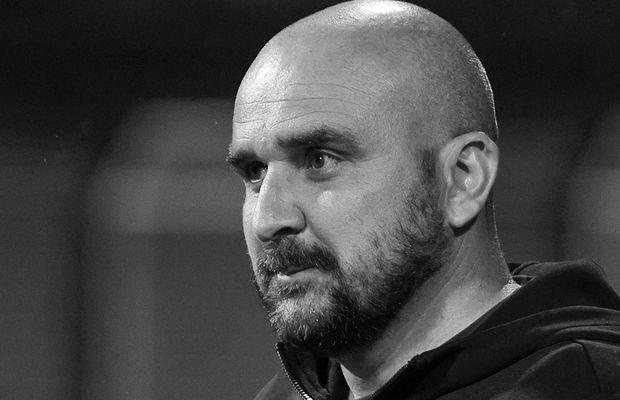 Tragedie în Serbia: antrenorul s-a prăbușit în timpul meciului și a murit în drum spre spital