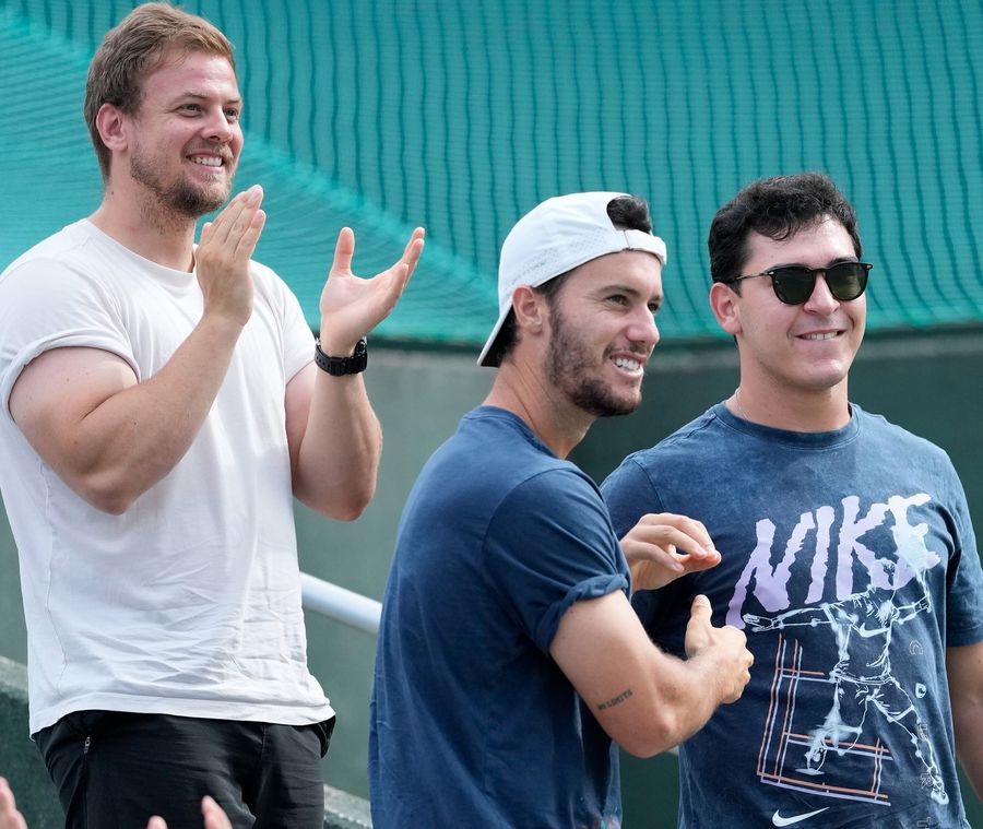 Echipa lui Jaqueline Cristian, cu antrenorul Javier Marti în centru Jaqueline Cristian, mesaj la final de sezon: „Cel mai bun de până acum, închis cu inima plină”