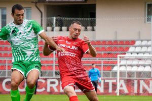 Cutremur în Liga 2! Primarul a intrat în vestiar și a anunțat că DESFIINȚEAZĂ echipa