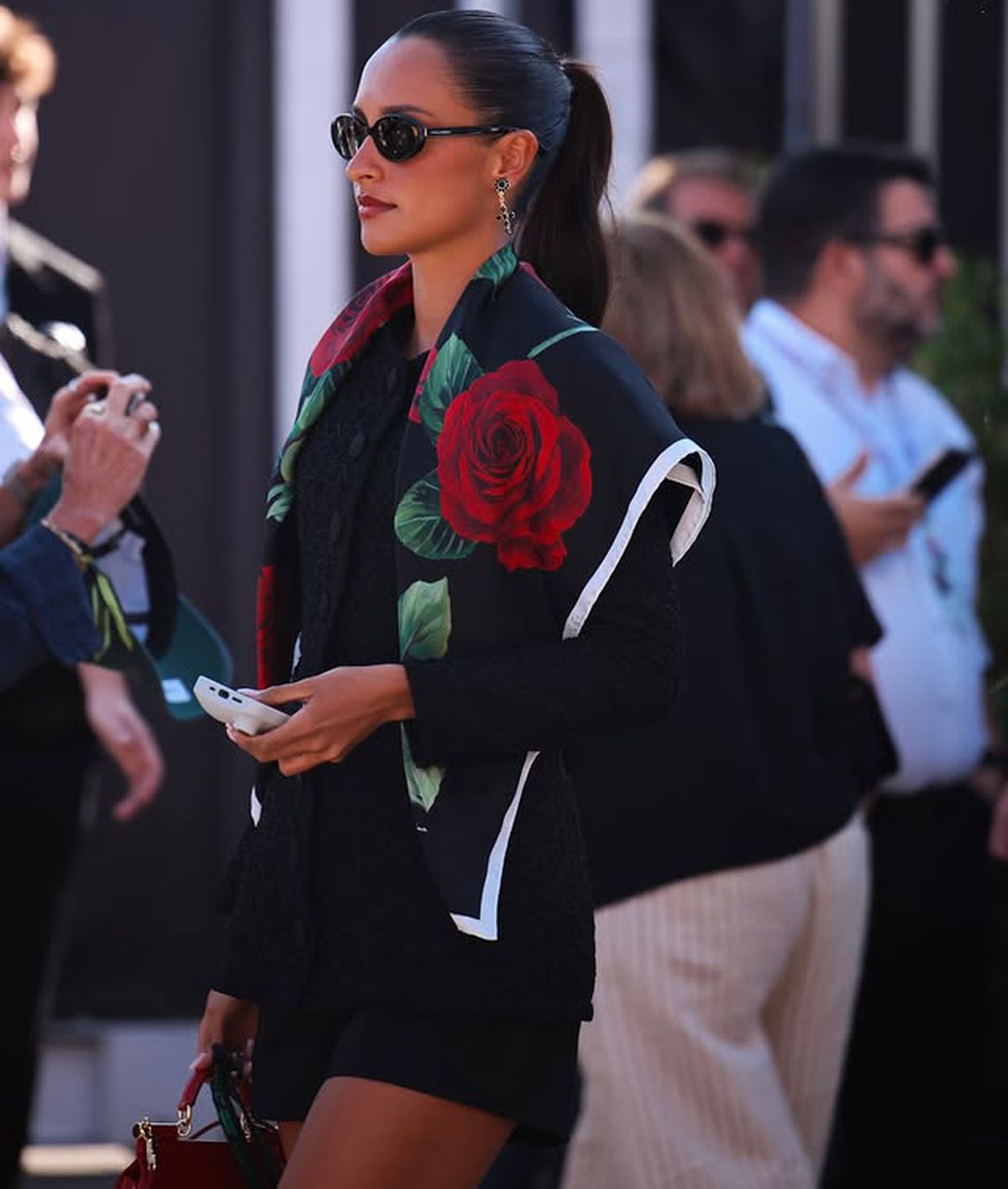 Charles Leclerc s-a logodit cu Alexandra, iubita-model! A plătit o avere pentru inel