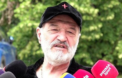 Gigi Becali, derapaje în rafală: „E sectant, îl botezăm să devină om” » Supărat pe varianta Kopic la naționala României: „Națiune de doi lei, împușcați-vă!”