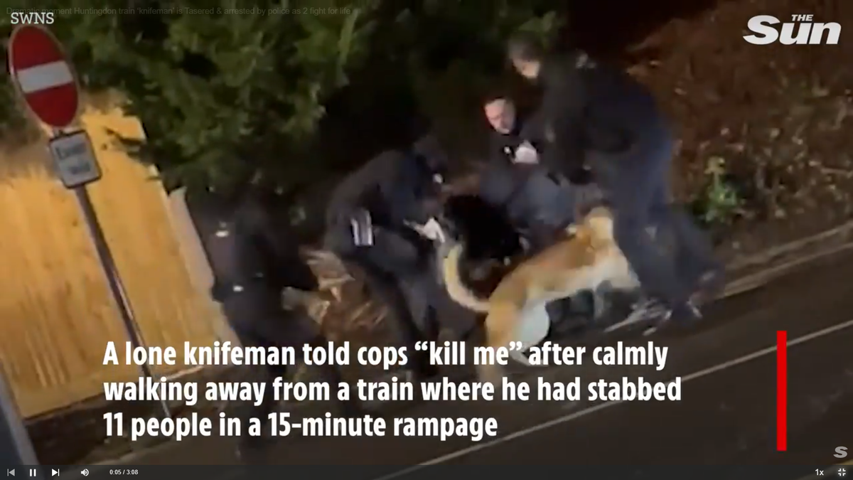 Atac în masă cu cuțitul în tren » Un fotbalist s-a aflat printre victime