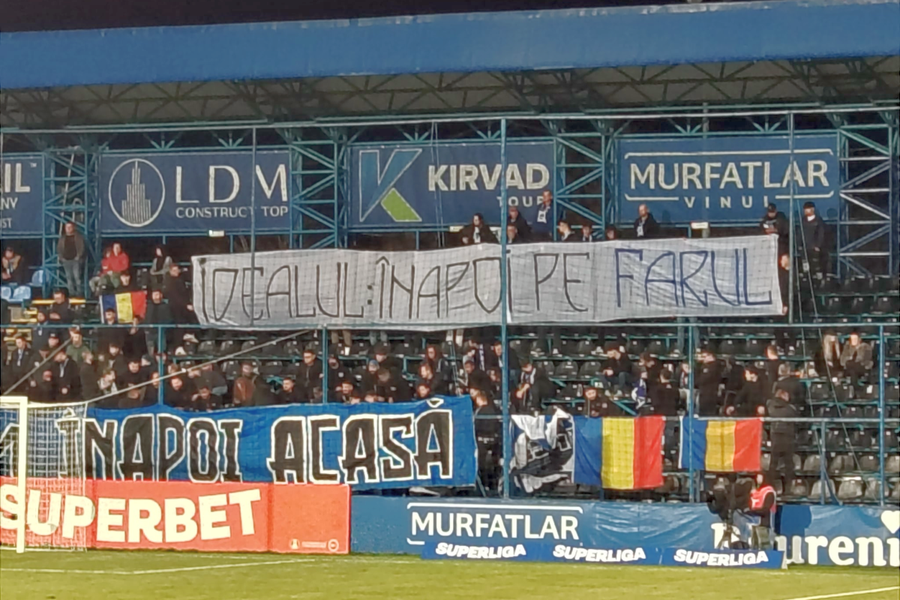 Ce nu s-a văzut la TV în Farul - Csikszereda » Motivul pentru care suporterii au protestat