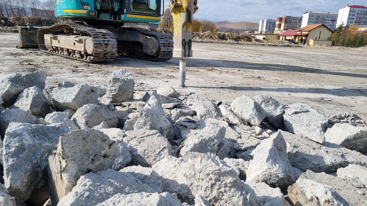 Au intrat buldozerele! Își construiesc noua bază sportivă ultramodernă pentru Superliga