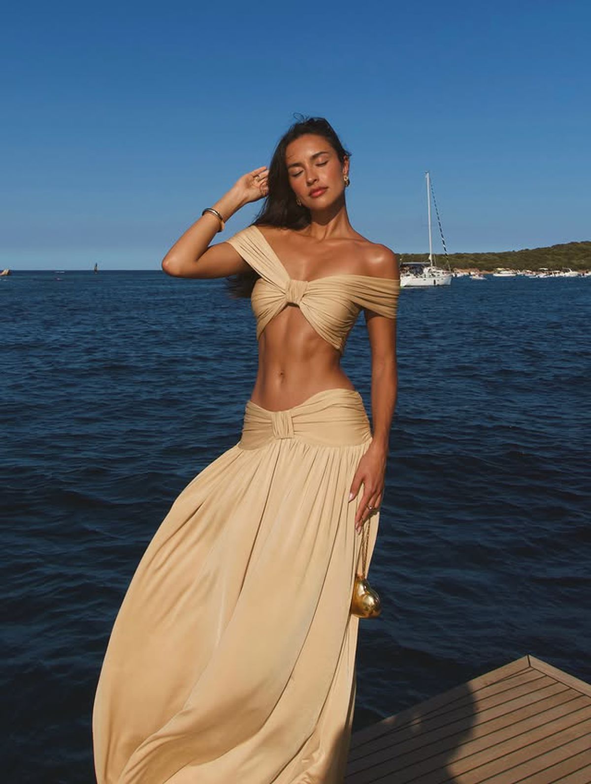 Charles Leclerc s-a logodit cu Alexandra, iubita-model! A plătit o avere pentru inel