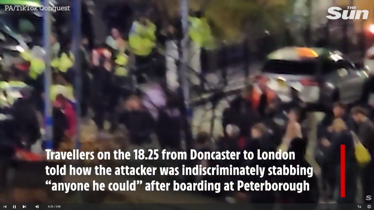 Atac în masă cu cuțitul în tren » Un fotbalist s-a aflat printre victime