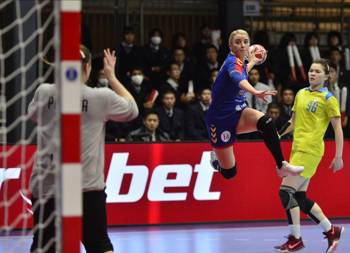 ROMÂNIA - KAZAHSTAN 22-20 // CORESPONDENȚĂ DIN JAPONIA Diana Ciucă, dezinvoltă la declarații după debut: „Vă surprinde că spun asta?”