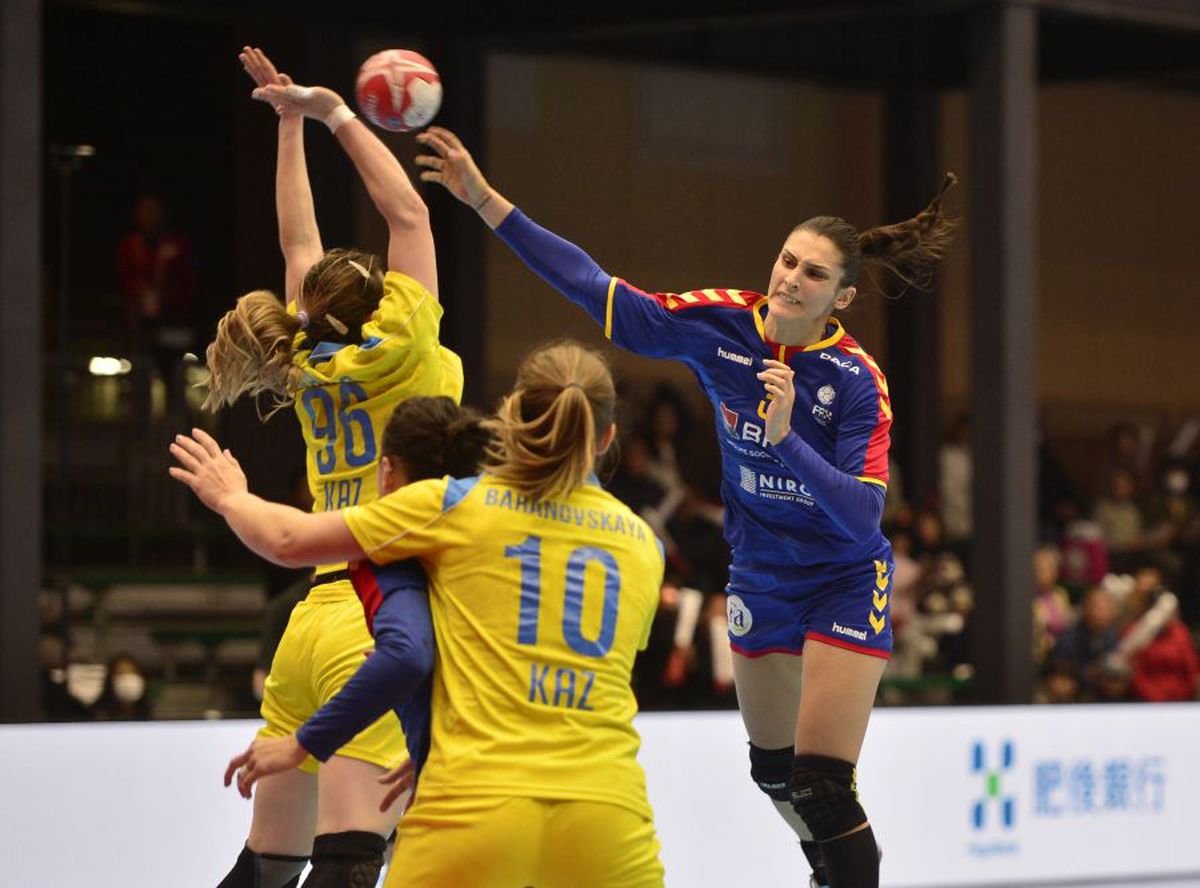 ROMÂNIA - KAZAHSTAN 22-20 // CORESPONDENȚĂ DIN JAPONIA Diana Ciucă, dezinvoltă la declarații după debut: „Vă surprinde că spun asta?”