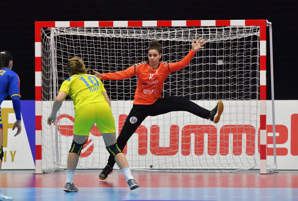 ROMÂNIA - KAZAHSTAN 22-20 // CORESPONDENȚĂ DIN JAPONIA Diana Ciucă, dezinvoltă la declarații după debut: „Vă surprinde că spun asta?”