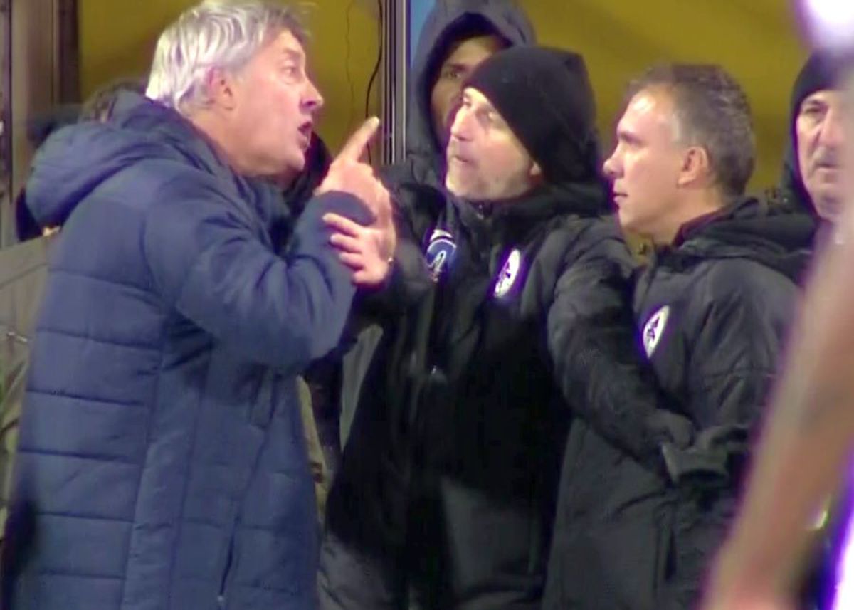 FOTO Două momente tensionate în Gaz Metan - Voluntari! Medieșenii au cerut penalty + Bergodi s-a certat cu omologii de banca adversă