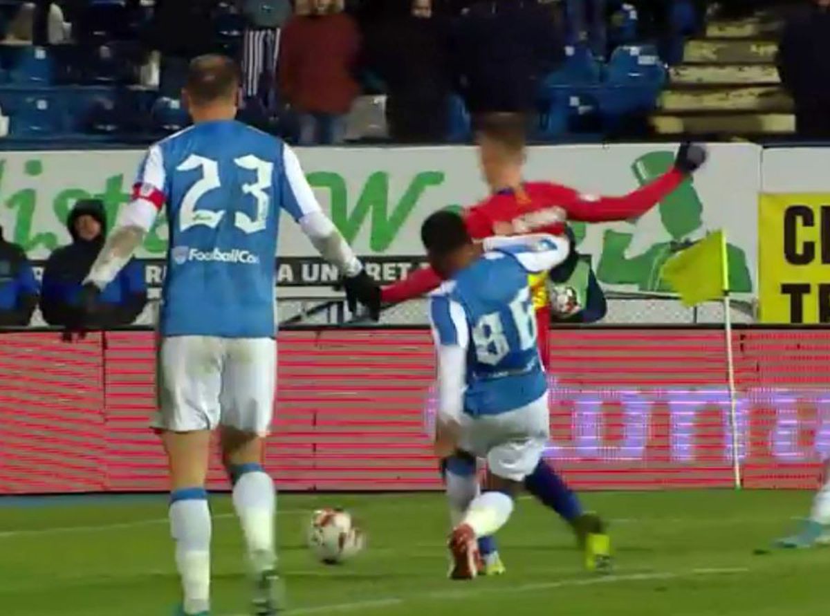 Florin Tănase a scos un penalty