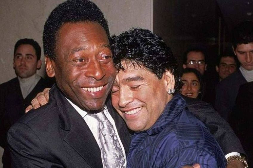 Pele și Diego Maradona