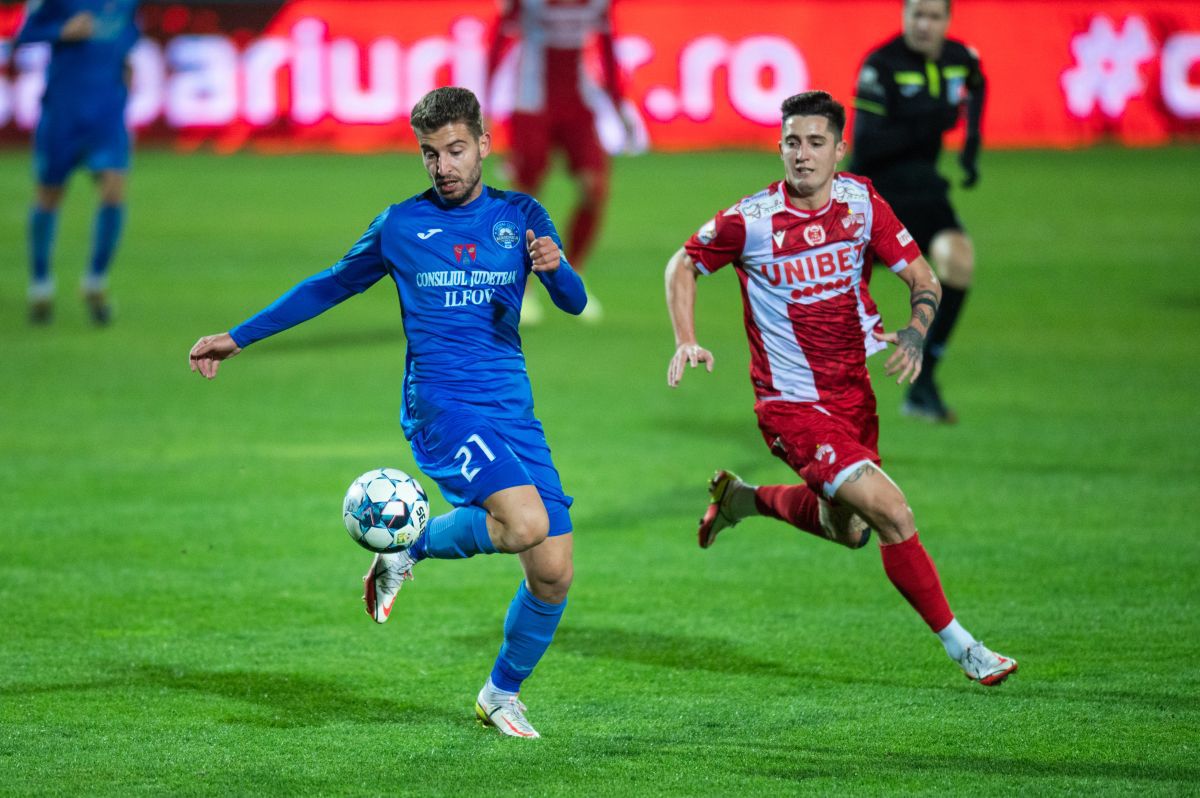 Și-au bătut joc de banii lui Rednic » Oferta all-inclusive pierdută de jucătorii lui Dinamo