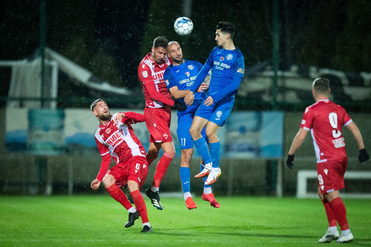 Academica Clinceni - Dinamo 1-0. Notele GSP reflectă rușinea suferită de „câini” » Mircea Rednic are 7 „corigenți”