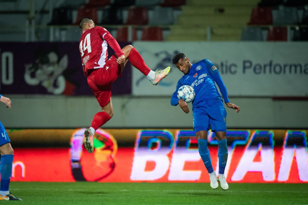 CLINCENI - DINAMO 1-0. Rednic, uite cine te-a bătut! » „Fără indicații tactice. Ați văzut ce simplu e?” 