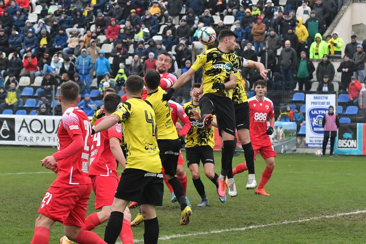 Rezultate finale + clasament în Liga 2 » Dinamo a câștigat la Brașov și s-a apropiat la două puncte de play-off